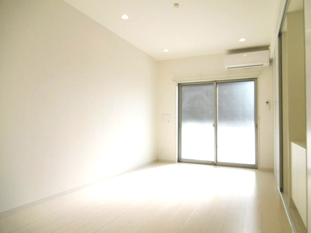 明るい7.5帖の室内★