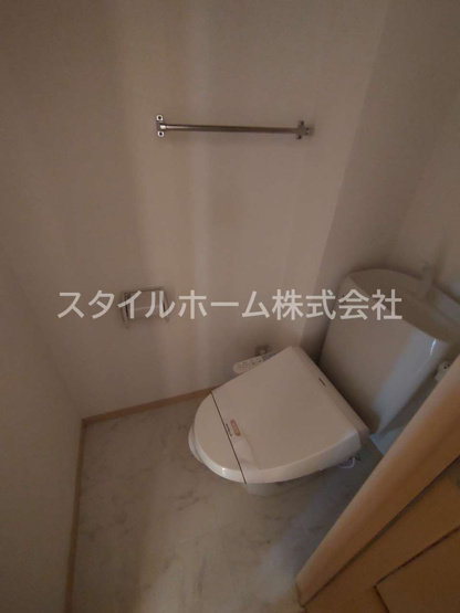 【トイレ】 | メゾン　リヴェール