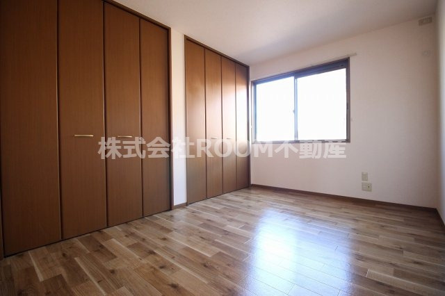 シャルマンコートの寝室|落ち着いて過ごせるお部屋なので、寝室にいかがでしょうか