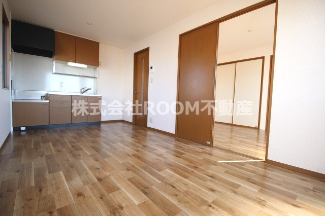 シャルマンコートの居間・リビング|ゆったり過ごせる居間です