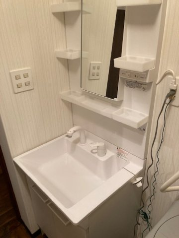 ＲａｆｆｉｎｅⅡ（マンスリー）の独立洗面台