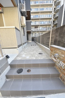 【エントランス】 | フルール花隈