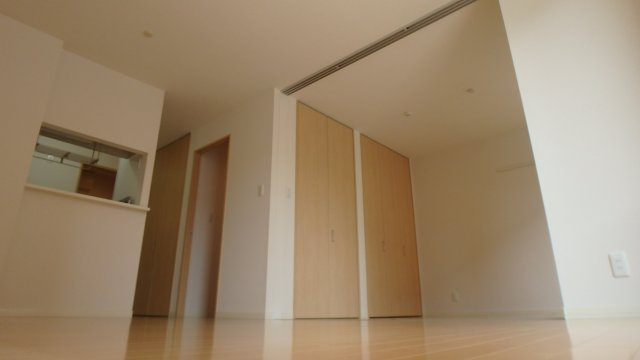 シャーメゾンロージーの居間・リビング|写真は103　参考