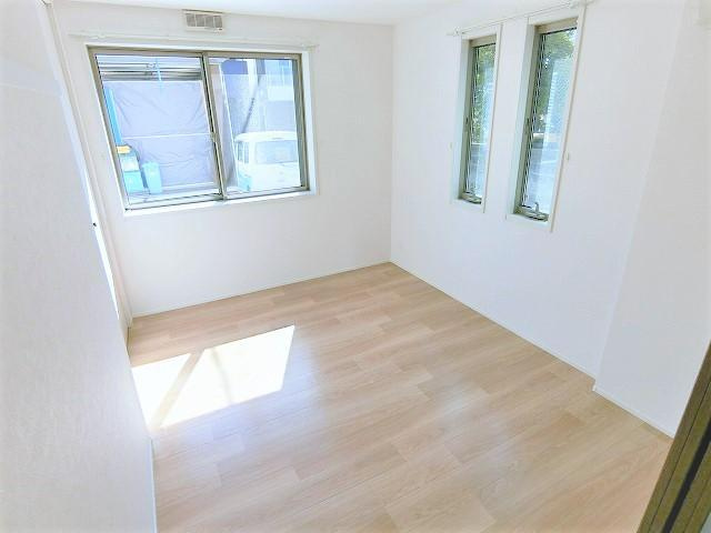 FAIRFIELD COTTAGEの洋室