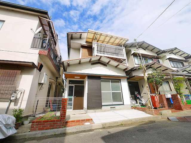 南京終戸建の外観|キレイな外観です。