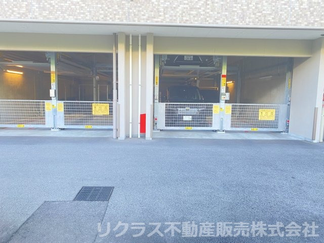プレサンスロジェ須磨妙法寺桜の杜ESTHILLSの駐車場|駐車場です