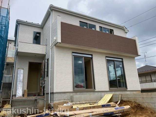鷺沼台３丁目　新築分譲住宅　の外観|足場とれました。令和4年6月11日