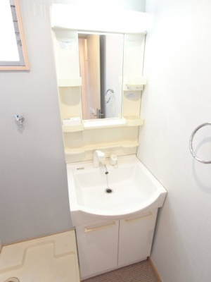 【洗面所】 | ＬＯＨＡＳ　ＴＯＷＮ