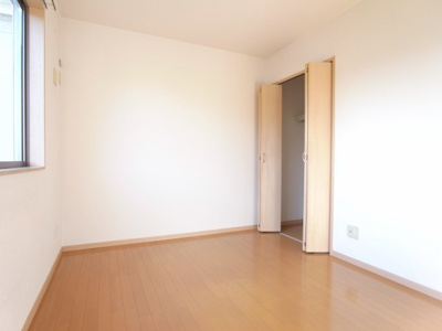 【洋室】 | ＬＯＨＡＳ　ＴＯＷＮ