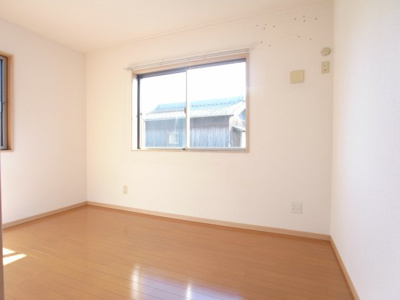 【洋室】 | ＬＯＨＡＳ　ＴＯＷＮ