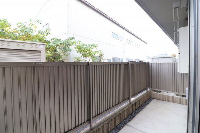 アーバンロックのバルコニー|2021年撮影。現況と異なる場合がございます。