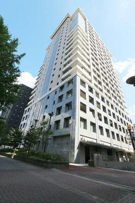 【外観】 | ライオンズタワー葵　★仲介手数料無料★　葵小学校　あずま中学校 | リノベーション済み。
保証付きマンションです。