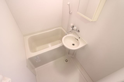 【浴室】 | レジデンスアゼリア