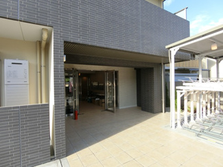 【エントランス】