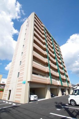 熊本市南区田井島２丁目の賃貸マンションの外観