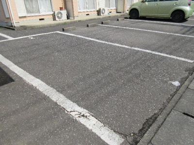 【駐車場】 | エスティハイツ | 駐車場