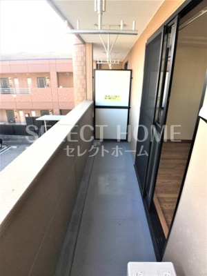 【バルコニー】 | ブルーサンズロック | 同型タイプ開放的で明るい空間を演出してくれるバルコニーです