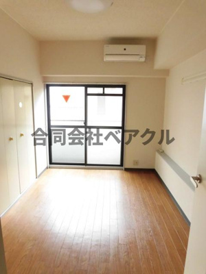 【居間・リビング】 | 甍林治ビル