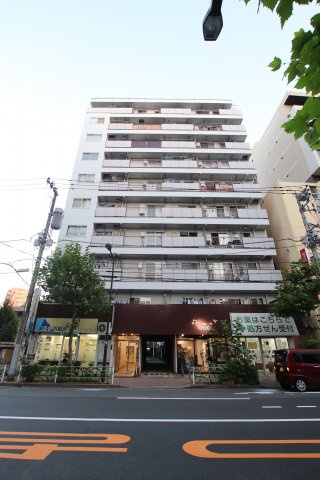 サンパークマンション鶯谷の外観
