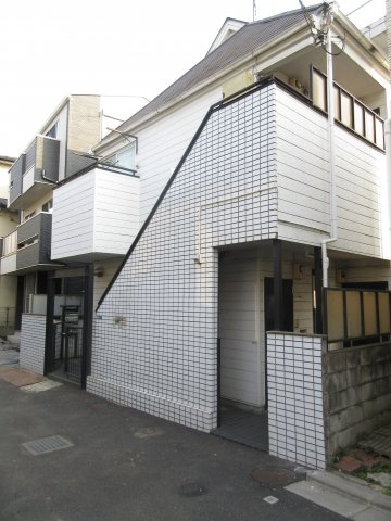 クレストハイム西ヶ原の外観