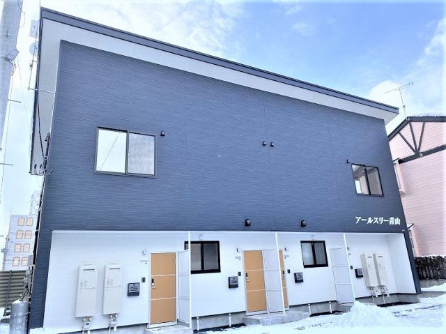 アールスリー青山の外観