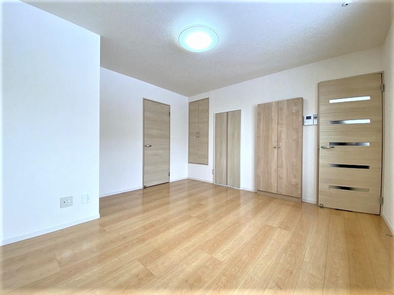 アールスリー青山の居間・リビング