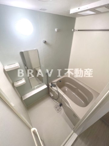 La Douceur谷町（旧 ミラージュパレス谷町ブライト）　BRAVI不動産の浴室|【ミラージュパレス谷町ブライト】ゆったり過ごせるお風呂です