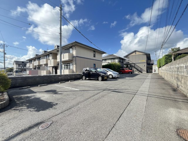 たんぽぽの駐車場