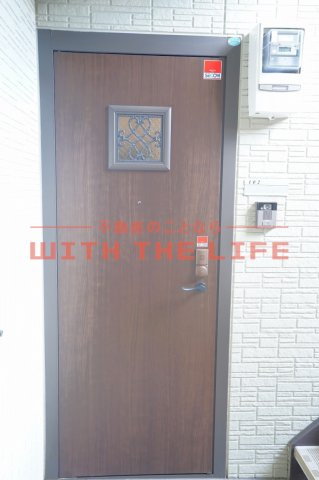 コンパルティア【キャッシュバック対象】の玄関|落ち着いた玄関です