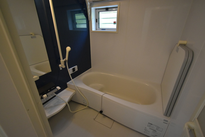 ラ・テール ドゥの浴室