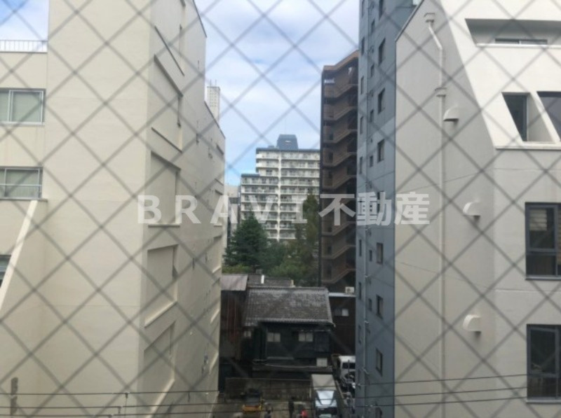 アルファコンフォート大手前　BRAVI不動産のロビー|【アルファコンフォート大手前】建物の内部です