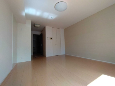 【洋室】 | ソフィアルーチェ