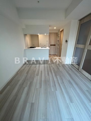 La Douceur谷町（旧 ミラージュパレス谷町ブライト）　BRAVI不動産の居間・リビング|【ミラージュパレス谷町ブライト】おしゃれな居間です