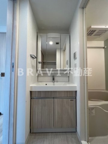 La Douceur谷町（旧 ミラージュパレス谷町ブライト）　BRAVI不動産の独立洗面台|【ミラージュパレス谷町ブライト】独立洗面化粧台付き