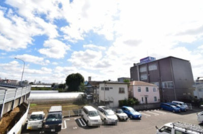 【展望】 | 調布市下石原　第2 | 武蔵野の緑を存分に楽しめるのは、低層住宅地域ならではの眺望。夜は星空を見ながらご家族で語り合いを…