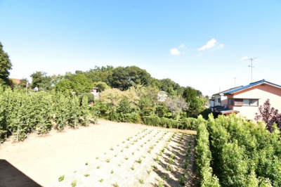 【展望】 | 立川市幸町　3期　2号棟 | 景色を遮るものがないと、陽の光を長い時間浴びられます。空気も澄んでいるように感じますね。