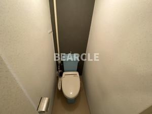【トイレ】 | グリシーヌ京都西京極 | 清潔感のあるトイレです