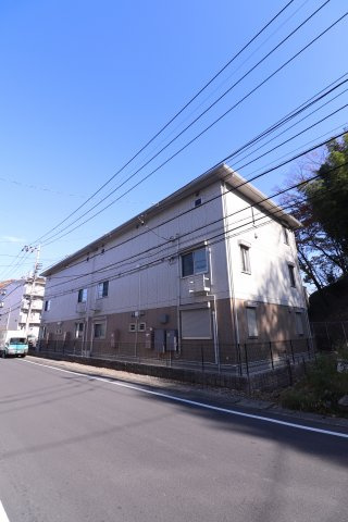 第3コスモスヴィラの外観