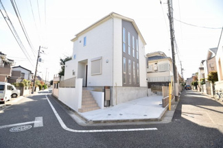 【外観】 | 閑静な住宅街で落ち着いた雰囲気です。お客様のご都合でいつでもご内覧可能で御座います。