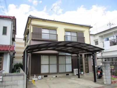 【外観】 | 明石市鳥羽中古戸建 | 南東向きで、日がよく当たります。