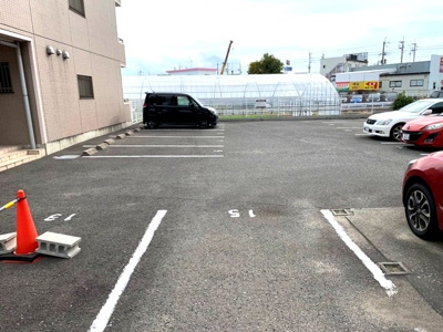 【駐車場】 | グランシェル深井