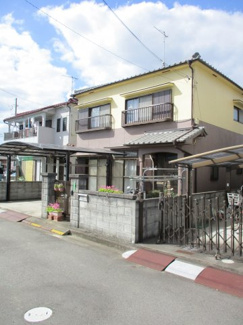 【外観】 | 前面道路との高低差もなく、フラットで生活できます。