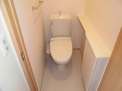 【トイレ】 | フォレスト | バス・トイレは別室です
