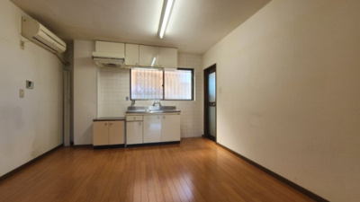 【居間・リビング】 | 千鳥が丘ビル | ☆神戸市垂水区　千鳥が丘ビル☆