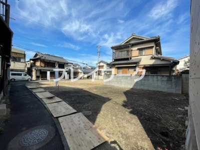 【前面道路含む現地写真】 | 岸和田市五軒屋町・建築条件なし売土地・土地64坪・近隣商業地域 | 前面道路含む現地写真です