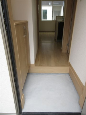 【玄関】 | URBAN CUBIC 新長岡Ⅰ