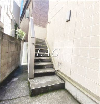 【その他共用部分】 | サテライトビレッジ | 共有階段になります。