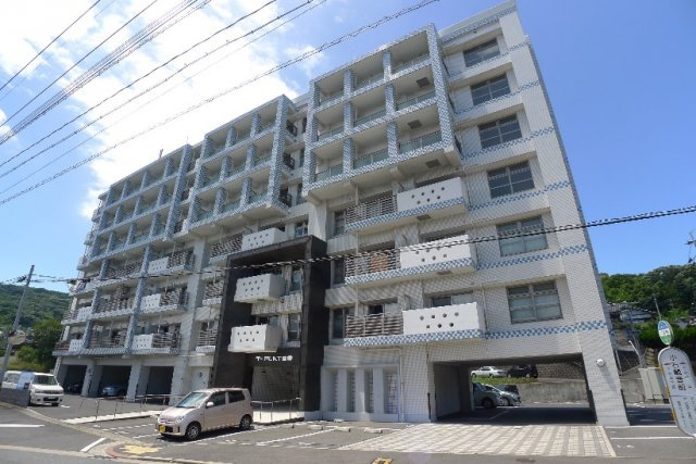 【外観】 | T-FLAT58 | お得に住まいをお探しするなら不動産すまラボにお任せ下さい♪
〇現地待合わせOK　〇LINE対応可　〇他社物件持ち込みＯＫ
〇遠隔契約OK　〇お値引き喜んで♪
皆様のお問合せをお待ちしています♪