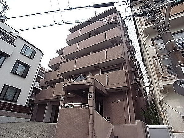 フレックス中山手の外観