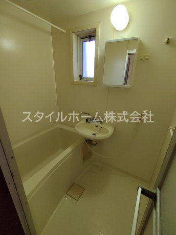 【浴室】 | ファミール東
